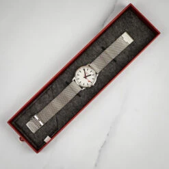 Mondaine Simply Elegant - White Dial / Stainless Steel Strap / 36mm -Swiss Supplies Store a400.30351.16sbz mondaine brushedmesh 1
