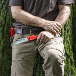 Felco 2 Secateur & Felco 601 Folding Pruning Saw Gift Set -Swiss Supplies Store felco 601 4