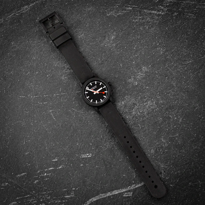 Mondaine Essence - Black Dial / Black Strap / 32mm 8 Mondaine Essence - Black Dial / Black Strap / 32mm - Image 6
