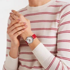 Mondaine Evo2 - White Dial / Red Vegan Grape Leather Strap / 35mm 19 Mondaine Evo2 - White Dial / Red Vegan Grape Leather Strap / 35mm -Swiss Supplies Store mse.35110.lc mds fl 1080px 2018