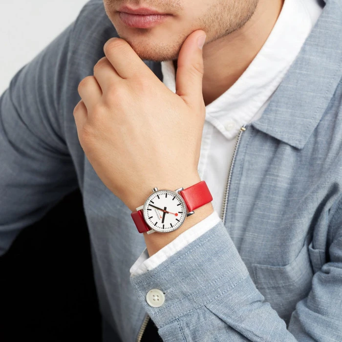Mondaine Evo2 - White Dial / Red Vegan Grape Leather Strap / 35mm 8 Mondaine Evo2 - White Dial / Red Vegan Grape Leather Strap / 35mm - Image 6