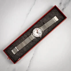 Mondaine Evo2 Big Date - White Dial / Stainless Steel Strap / 40mm 23 Mondaine Evo2 Big Date - White Dial / Stainless Steel Strap / 40mm -Swiss Supplies Store mse.40210.sm mondaine bigdatebrushed 1