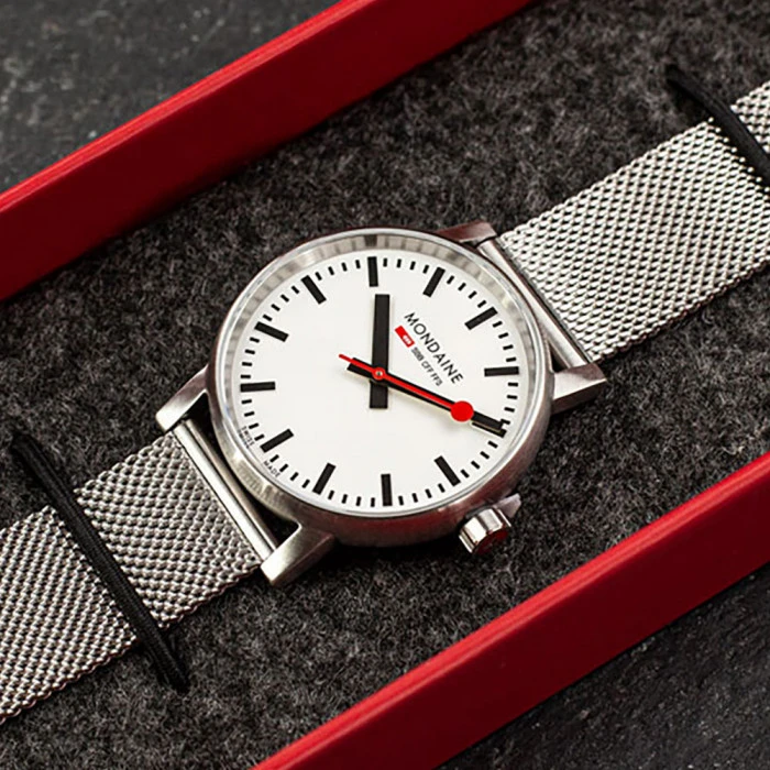 Mondaine Evo2 (White Dial / Mesh Strap / 35mm) 4 Mondaine Evo2 (White Dial / Mesh Strap / 35mm) - Image 2