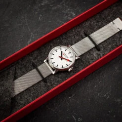 Mondaine Evo2 (White Dial / Mesh Strap / 35mm) 13 Mondaine Evo2 (White Dial / Mesh Strap / 35mm) -Swiss Supplies Store mse35110sm 2 1