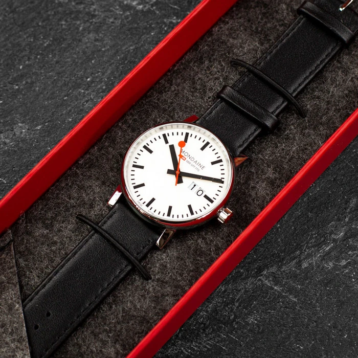 Mondaine Evo2 - White Dial / Black Strap / 40mm 6 Mondaine Evo2 - White Dial / Black Strap / 40mm - Image 4