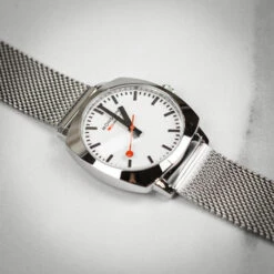 Mondaine Petit Cushion - White Dial / Stainless Steel Strap / 31mm -Swiss Supplies Store msl.31110.sm mondaine meshstrap 6