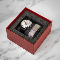 Mondaine Grand Cushion - White Dial / Black Vg Leather Strap + Stainless Steel Strap / 41mm -Swiss Supplies Store msl.41410.lbv .set mondaine grandcushion black 1