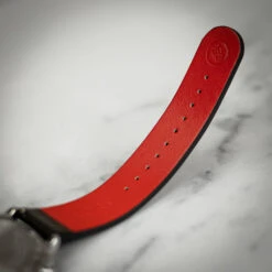 Mondaine Grand Cushion - White Dial / Black Vg Leather Strap + Stainless Steel Strap / 41mm -Swiss Supplies Store msl.41410.lbv .set mondaine grandcushion black 7