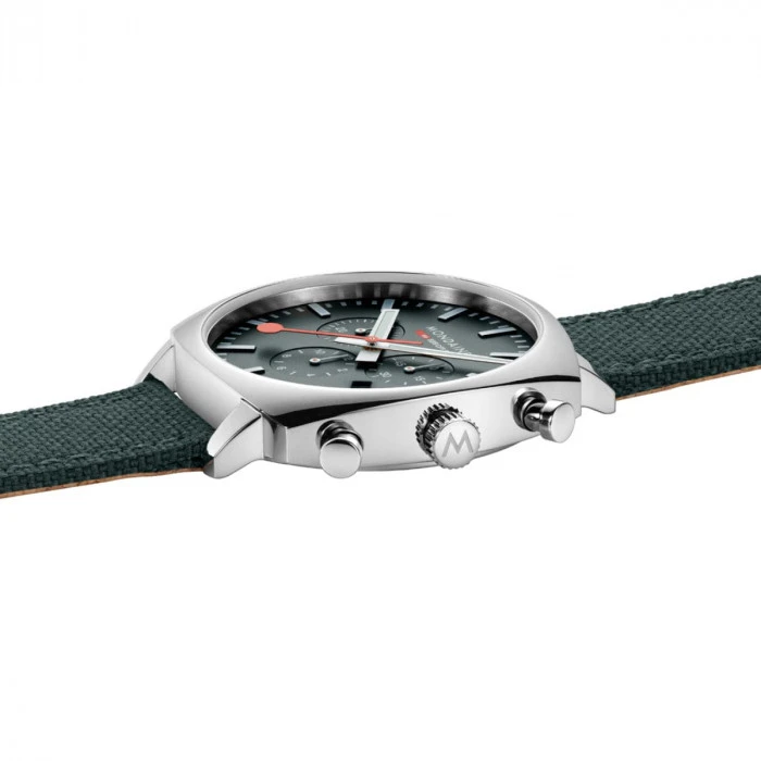 Mondaine Grand Cushion - Green Dial / Green Vg Leather Strap + Stainless Steel Strap / 41mm 6 Mondaine Grand Cushion - Green Dial / Green Vg Leather Strap + Stainless Steel Strap / 41mm - Image 4