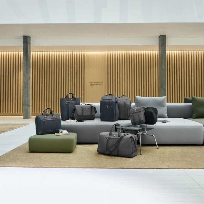 Victorinox Architecture Urban2 Carry Tote 15" Laptop And Tablet Pocket - Melange Blue/Black 16 Victorinox Architecture Urban2 Carry Tote 15" Laptop And Tablet Pocket - Melange Blue/Black - Image 14